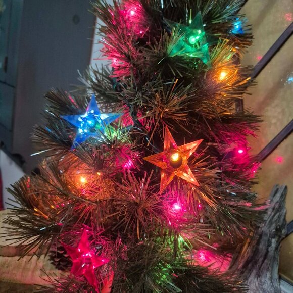 12 Vintage Christmas Plastic Star Light Reflectors - Picture 2 of 7